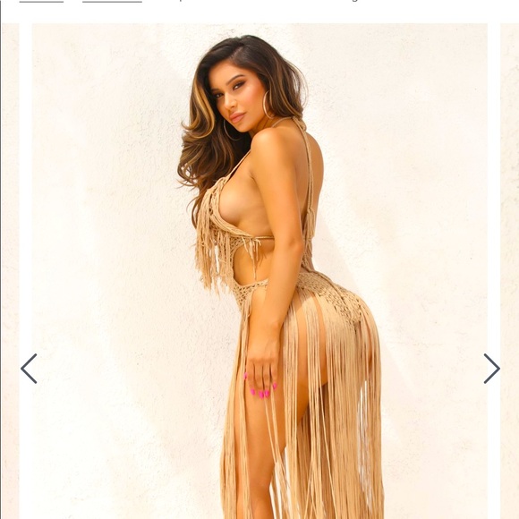 Gorgeous crochet cover up in nude - Picture 2 of 6